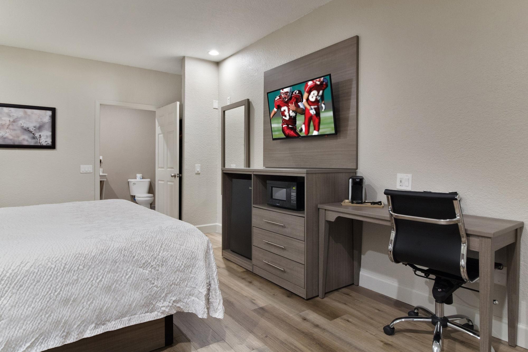Red Roof Inn Plus + Galveston - Beachfront المظهر الخارجي الصورة