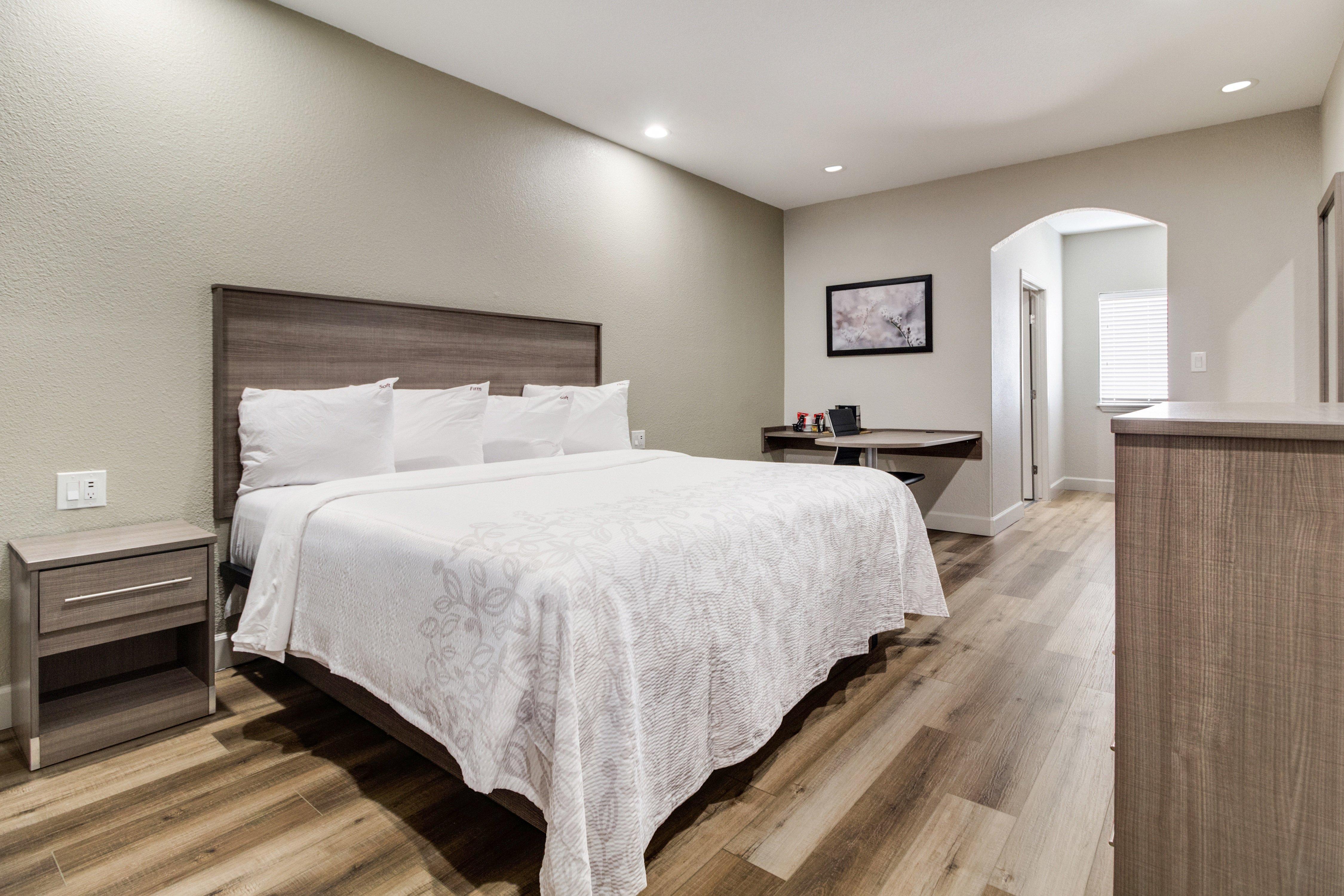 Red Roof Inn Plus + Galveston - Beachfront المظهر الخارجي الصورة