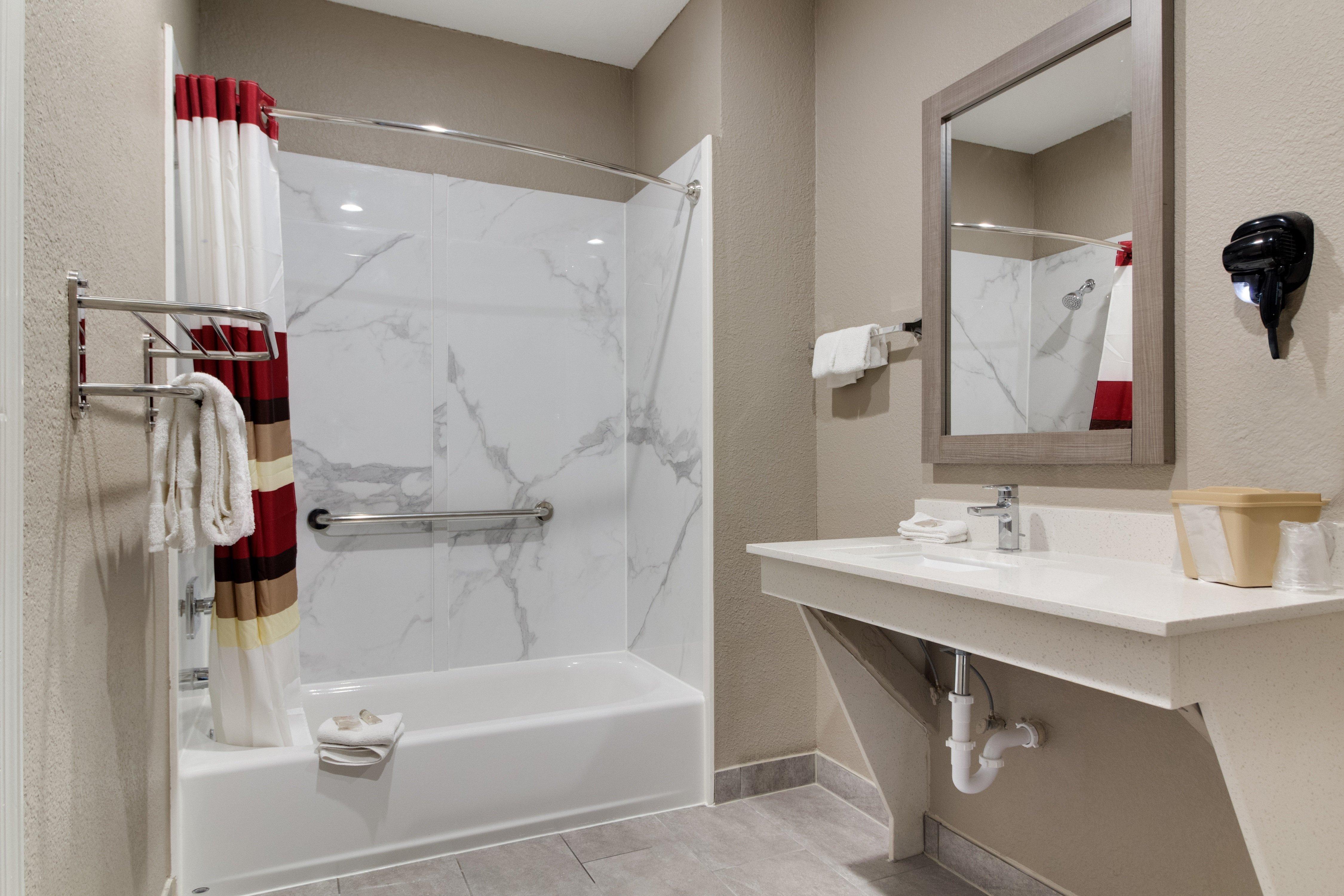 Red Roof Inn Plus + Galveston - Beachfront المظهر الخارجي الصورة