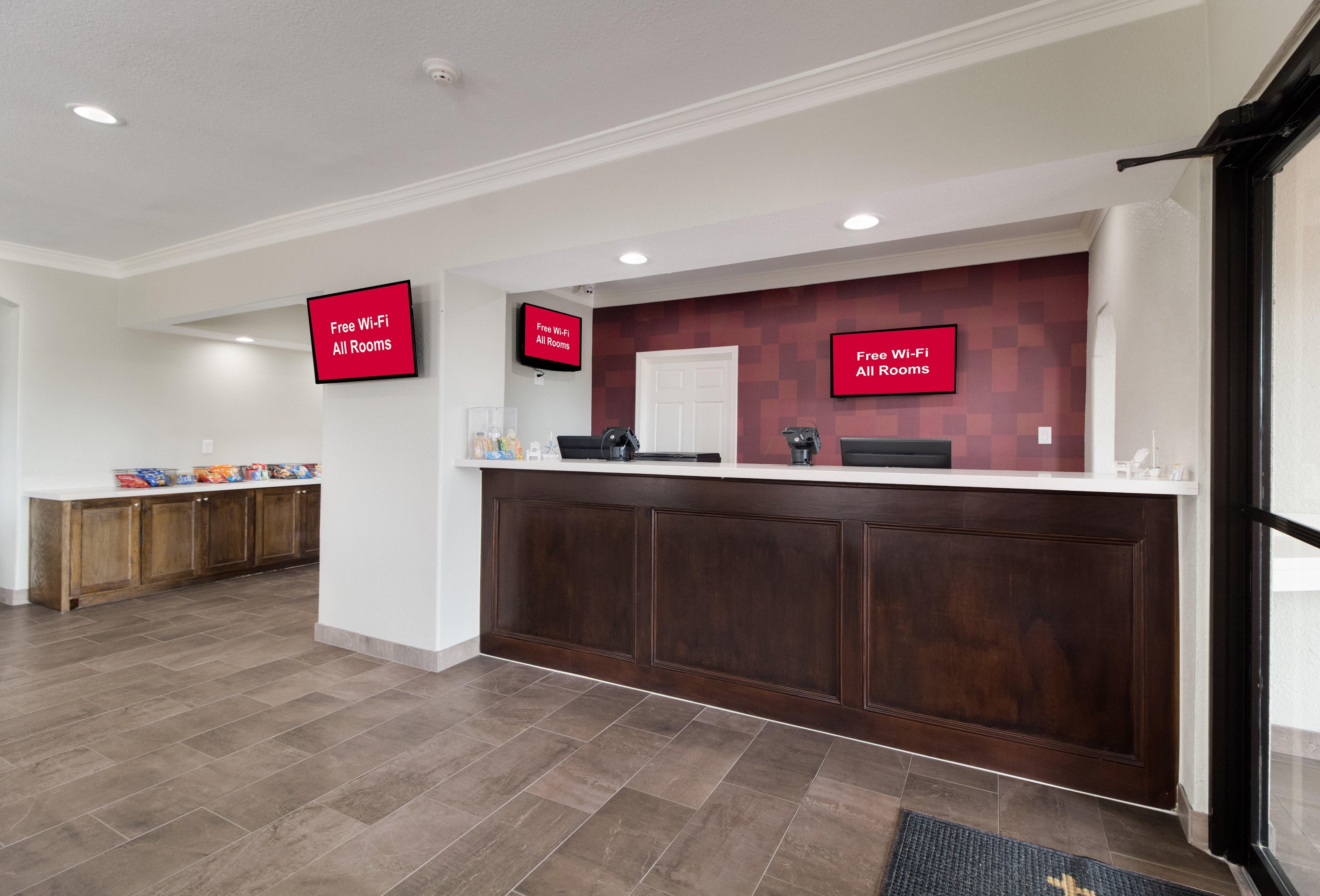 Red Roof Inn Plus + Galveston - Beachfront المظهر الخارجي الصورة