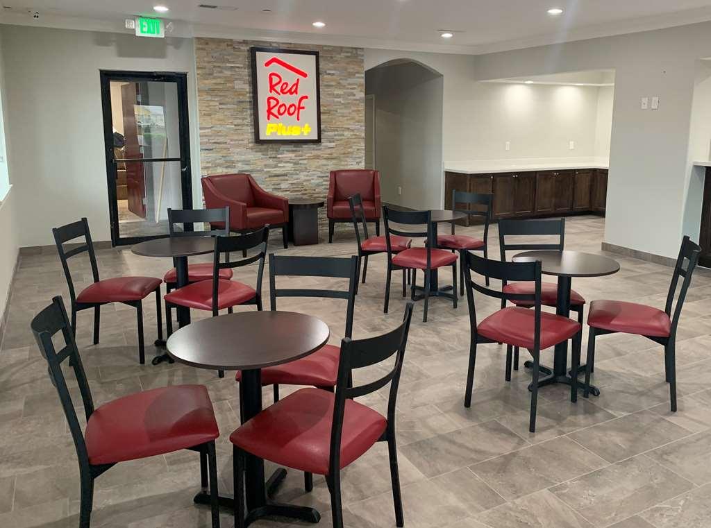 Red Roof Inn Plus + Galveston - Beachfront المظهر الداخلي الصورة
