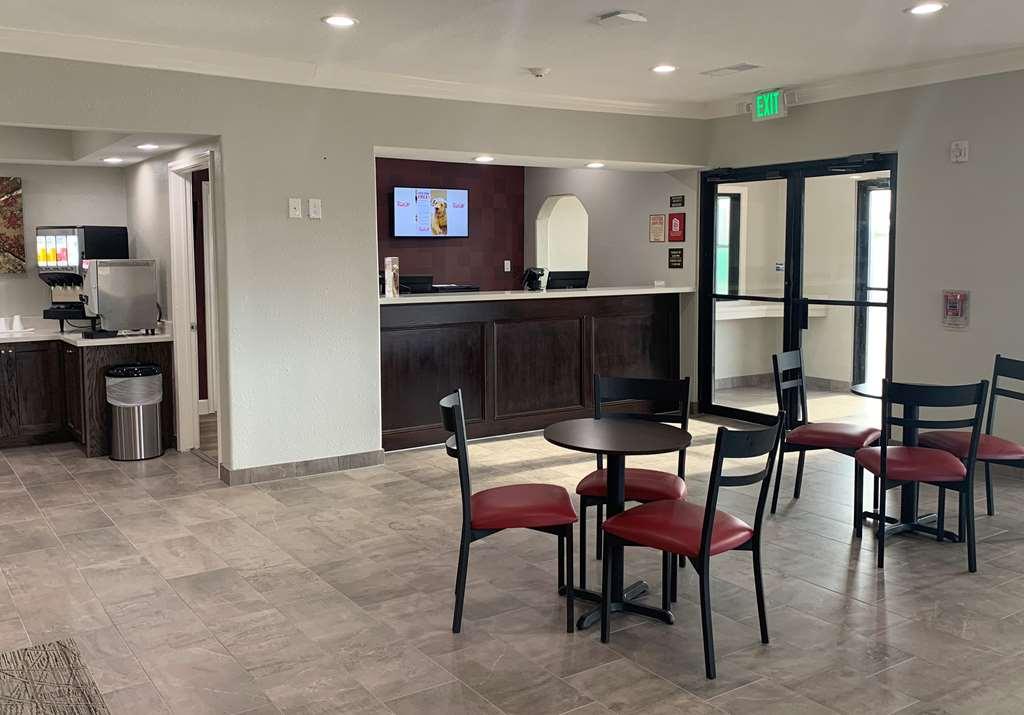 Red Roof Inn Plus + Galveston - Beachfront المظهر الداخلي الصورة